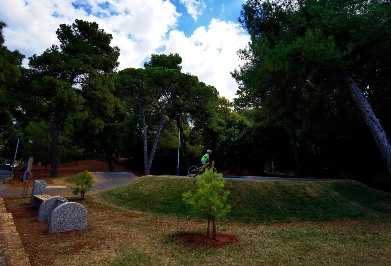 Stay In The Very Heart Of Porec - 50M To The Beach Exterior foto