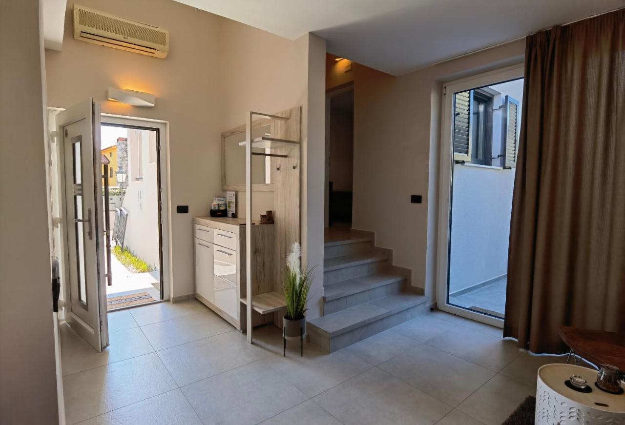 Stay In The Very Heart Of Porec - 50M To The Beach Exterior foto