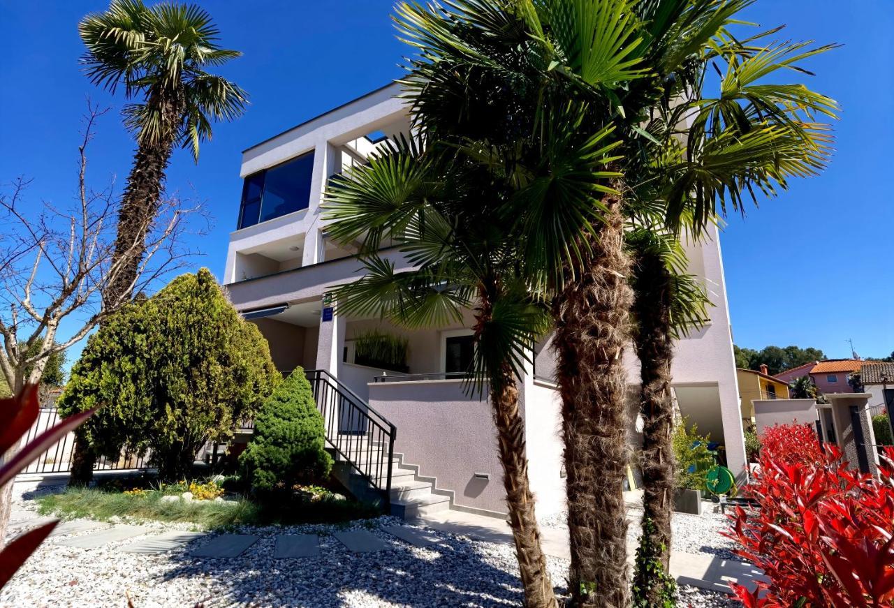 Stay In The Very Heart Of Porec - 50M To The Beach Exterior foto